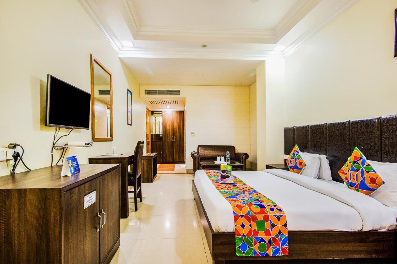 Fabhotel Aaykay Model Town Amritsar Exterior photo