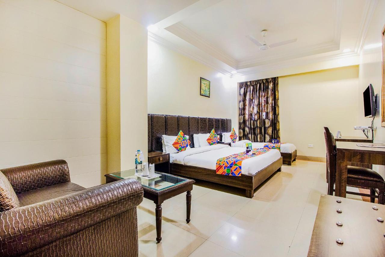 Fabhotel Aaykay Model Town Amritsar Exterior photo