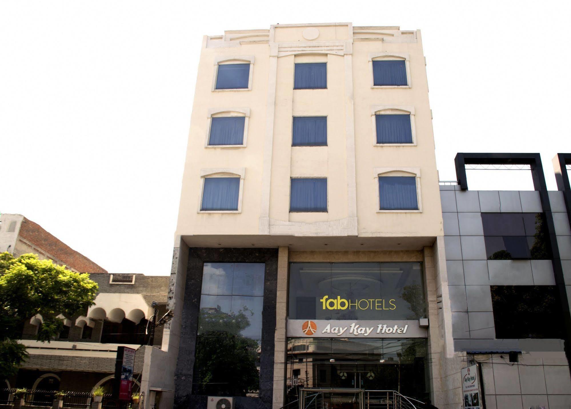 Fabhotel Aaykay Model Town Amritsar Exterior photo